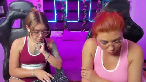 Snapshot of hornyy_mom chatting on 01.27.25 hornyy mom online show from 01.27.25
