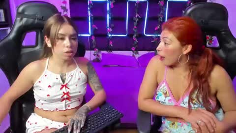 Snapshot of hornyy_mom chatting on 02.06.25 hornyy mom online show from 02.06.25