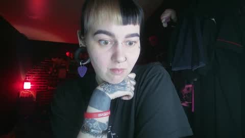 Snapshot of horror_circus chatting on 12.06.24 Messalina Horror online show from 12.06.24