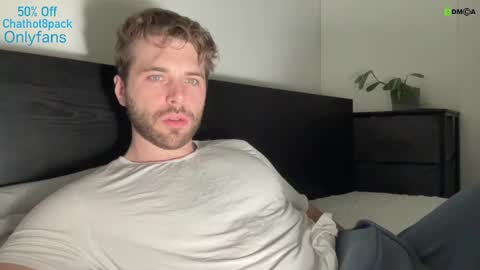 Snapshot of hot8pack01 chatting on 02.17.25 Edward aka Wolf online show from 02.17.25