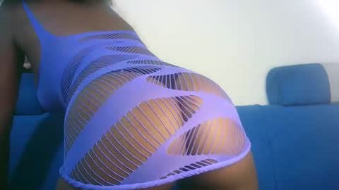 Snapshot of hot_berry2003 chatting on 02.02.25 Millie online show from 02.02.25