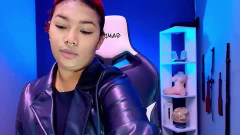 Snapshot of hot_chocolate_4u chatting on 09.18.25 hot chocolate 4u online show from 09.18.25