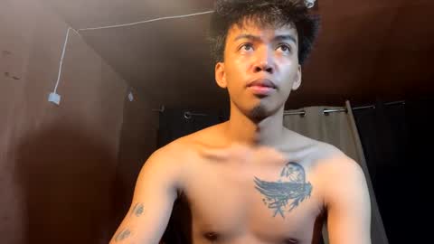 Snapshot of hot_kianxx chatting on 09.21.25 hot_kianxx online show from 09.21.25