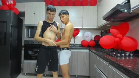 Snapshot of hot_sexmature chatting on 09.20.25 Vanesa Oliver and Andrew online show from 09.20.25