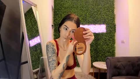 Snapshot of hotfallingdevil chatting on 01.25.25 hotfallingdevil online show from 01.25.25