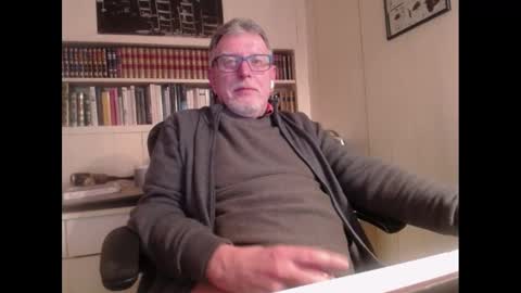 Snapshot of hotlux_54 chatting on 12.28.24 hotlux_54 online show from 12.28.24