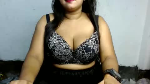 Snapshot of hotmuskan21 chatting on 10.16.25 Muskan online show from 10.16.25