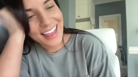 Snapshot of hottmay chatting on 01.12.25 --- Dana May online show from 01.12.25