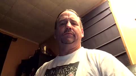 Snapshot of hpoker chatting on 10.05.25 hpoker online show from 10.05.25