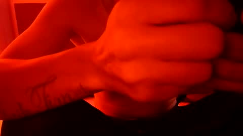 Snapshot of htxhrdz chatting on 11.17.25 Big Mexican Dick online show from 11.17.25