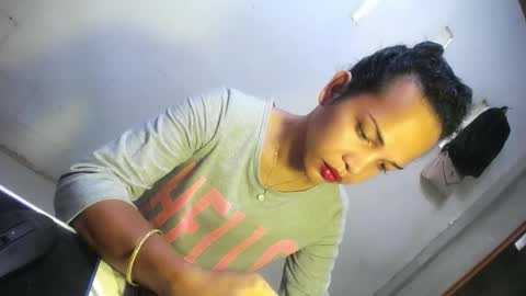 Snapshot of hugcock69_precious chatting on 12.16.24 Precious online show from 12.16.24