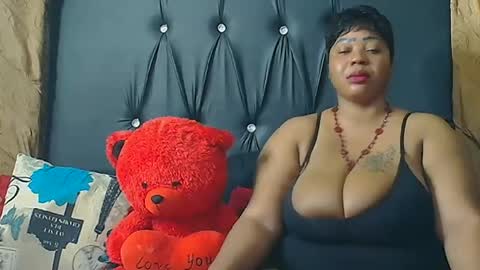 humongoustitss500929 online show from 09.18.25