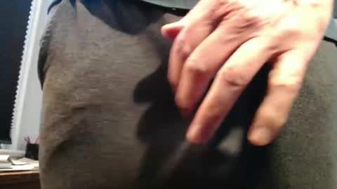 Snapshot of hung_hot_fit10 chatting on 10.27.25 Big uncut cock dripping online show from 10.27.25