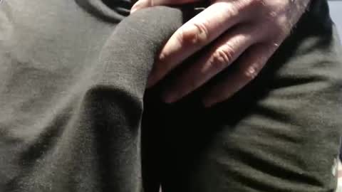 Snapshot of hung_hot_fit10 chatting on 11.07.25 Big uncut cock dripping online show from 11.07.25