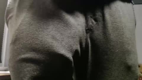 Snapshot of hung_hot_fit10 chatting on 11.13.25 Big uncut cock dripping online show from 11.13.25