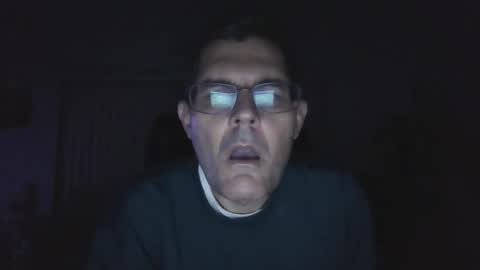 Snapshot of hunkmasclefad458 chatting on 01.17.25 hunkmasclefad458 online show from 01.17.25