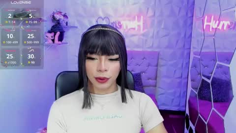 Snapshot of hurremcan_ chatting on 03.05.25 Hurrem online show from 03.05.25
