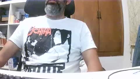 Snapshot of hyperpau chatting on 09.14.25 Hyperpau online show from 09.14.25