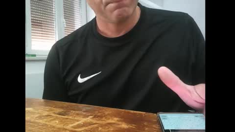 Snapshot of hypnoslutger chatting on 10.29.25 hypnoslut online show from 10.29.25