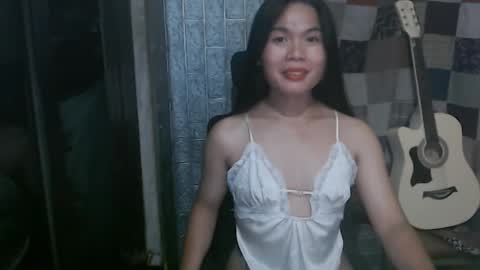 Snapshot of i_am_asian90 chatting on 12.10.24 Kim online show from 12.10.24