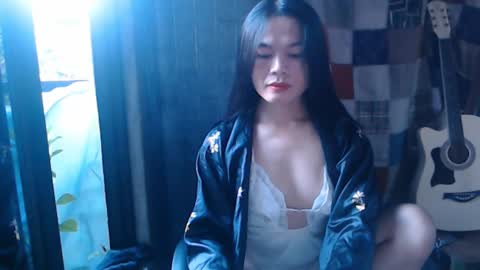 Snapshot of i_am_asian90 chatting on 12.12.24 Kim online show from 12.12.24