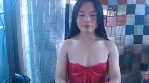 Snapshot of i_am_asian90 chatting on 12.28.24 Kim online show from 12.28.24