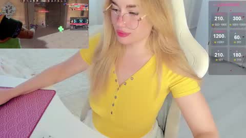 Snapshot of i_want_you_eva chatting on 10.01.25 HiI am EvaPVT is open online show from 10.01.25