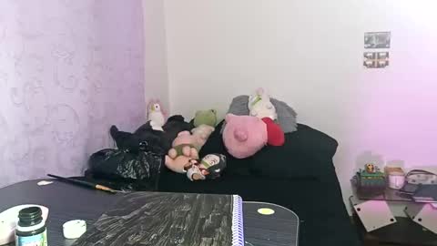 Snapshot of iam_zoechan chatting on 02.01.25 Zoe 3 online show from 02.01.25