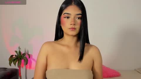 Snapshot of iamjulietaa chatting on 03.04.25    online show from 03.04.25