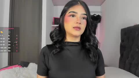 Snapshot of iamjulietaa chatting on 09.18.25    online show from 09.18.25