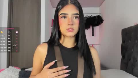 Snapshot of iamjulietaa chatting on 09.27.25    online show from 09.27.25