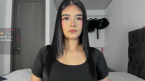 Snapshot of iamjulietaa chatting on 10.13.25    online show from 10.13.25