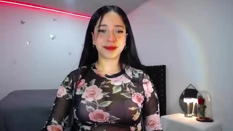 Snapshot of iamroxanne chatting on 12.23.24 Camila online show from 12.23.24