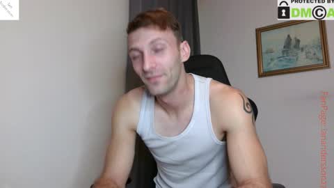 Snapshot of ianandersson27 chatting on 10.14.25 Ian Andersson online show from 10.14.25