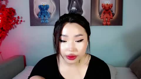 Snapshot of ichiben chatting on 01.01.25 ichiben online show from 01.01.25