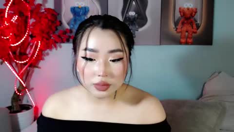 Snapshot of ichiben chatting on 03.05.25 ichiben online show from 03.05.25