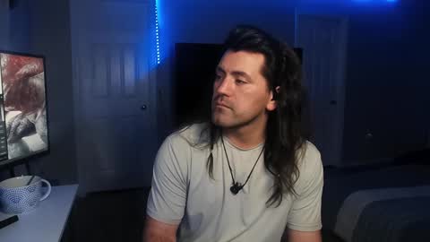 Snapshot of icy_ivy chatting on 01.18.25 Ivan online show from 01.18.25