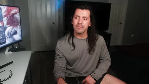 Snapshot of icy_ivy chatting on 01.28.25 Ivan online show from 01.28.25