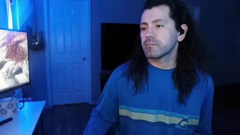 Snapshot of icy_ivy chatting on 02.13.25 Ivan online show from 02.13.25