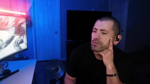 Snapshot of icy_ivy chatting on 02.22.25 Ivan online show from 02.22.25