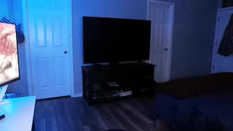 Snapshot of icy_ivy chatting on 02.27.25 Ivan online show from 02.27.25