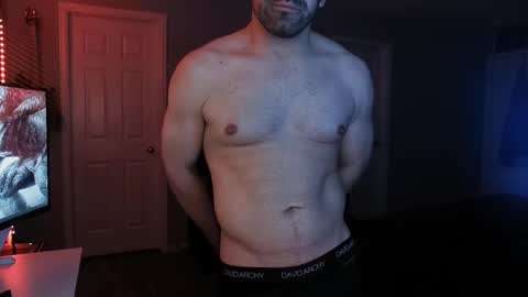 Snapshot of icy_ivy chatting on 03.07.25 Ivan online show from 03.07.25