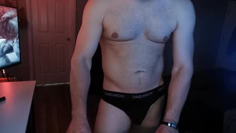 Snapshot of icy_ivy chatting on 03.08.25 Ivan online show from 03.08.25