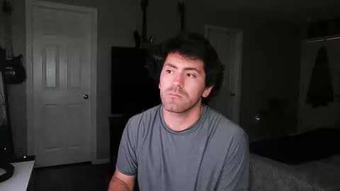 Snapshot of icy_ivy chatting on 10.13.25 Ivan online show from 10.13.25