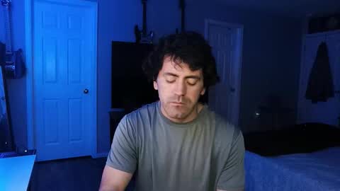 Snapshot of icy_ivy chatting on 10.15.25 Ivan online show from 10.15.25