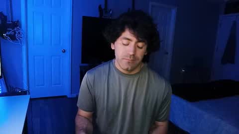 Snapshot of icy_ivy chatting on 11.10.25 Ivan online show from 11.10.25