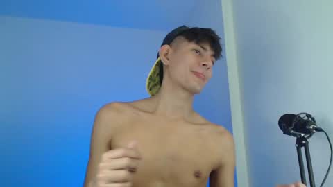 Snapshot of im_davo23 chatting on 01.10.25 Davo online show from 01.10.25