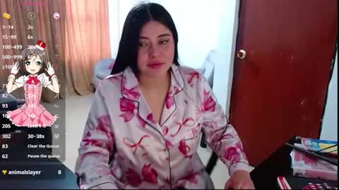 Snapshot of im_hanna_x2 chatting on 10.17.25 Hanna online show from 10.17.25