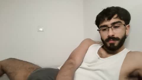 Snapshot of incubusszz chatting on 10.28.25 incubus online show from 10.28.25