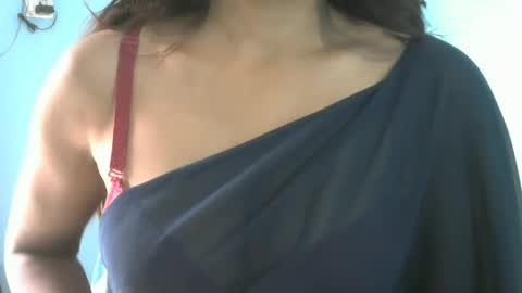 Snapshot of indiananu23 chatting on 12.20.24 indiananu23 online show from 12.20.24